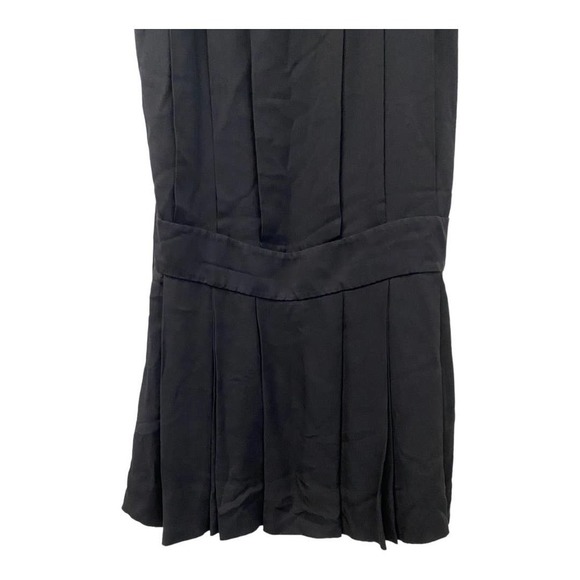 Marc by Marc Jacobs 100% Silk Dress 10 Black V-Neck Drop Waist Mini Pleated Chic - Picture 3 of 5